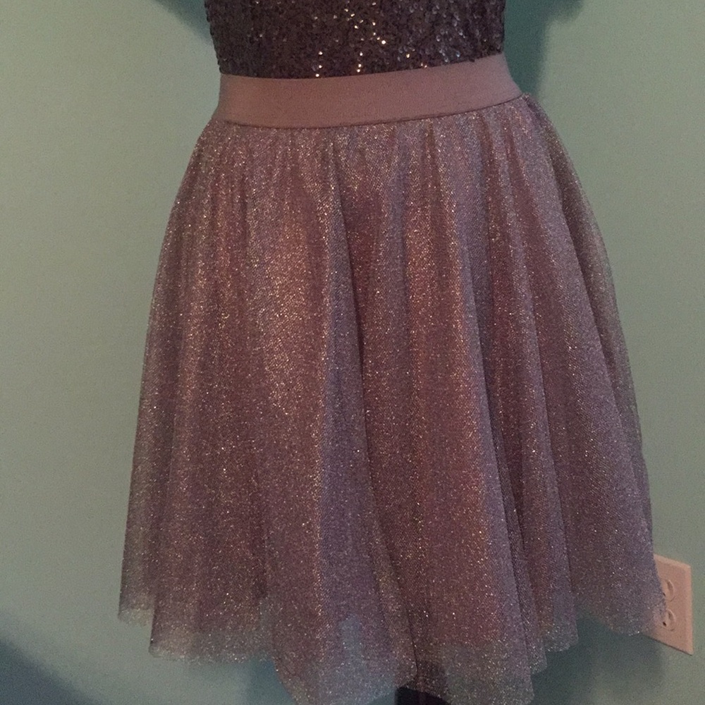 Lauren Conrad Grey tulle flare skirt with lining.